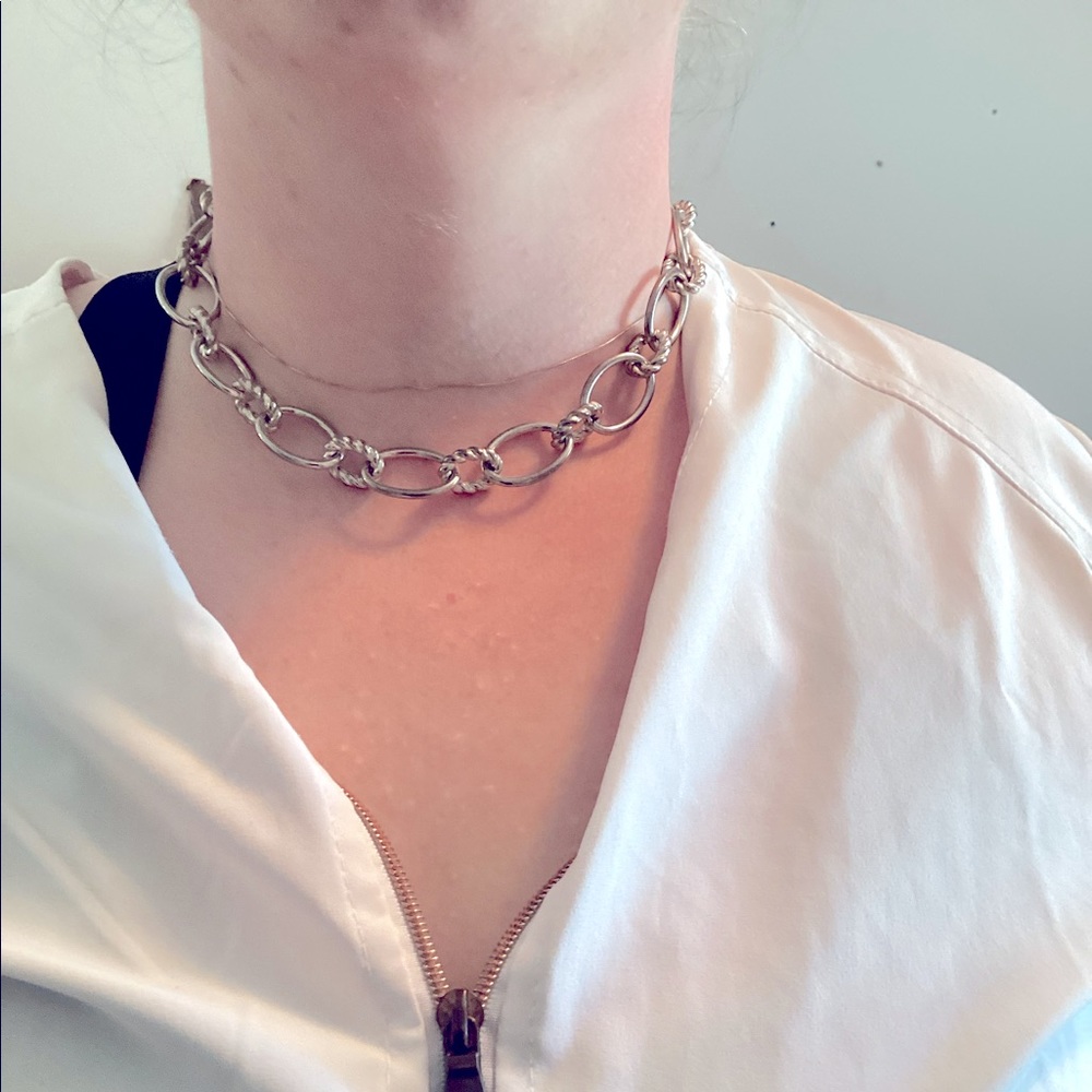 Nice trendy chain